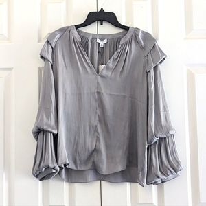 ANTHROPOLOGIE ∥ CURRENT AIR Split Neck Bubble Sleeves Blouse